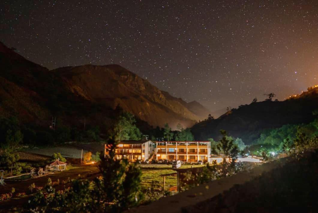 Tambo Lodge Canta Eksteriør bilde